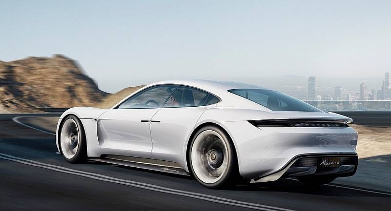 Koncept Porsche Mission E.