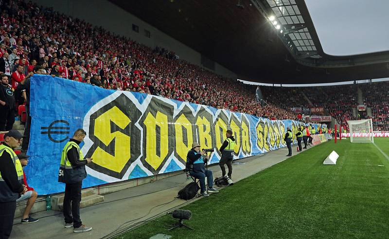 Zápas fotbalové Fortuna ligy - SK Slavie Praha - FC Viktoria Plzeň v Edenu 1.září.