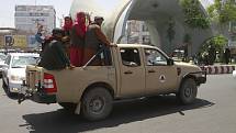 Bojovníci Tálibánu ve městě Herát