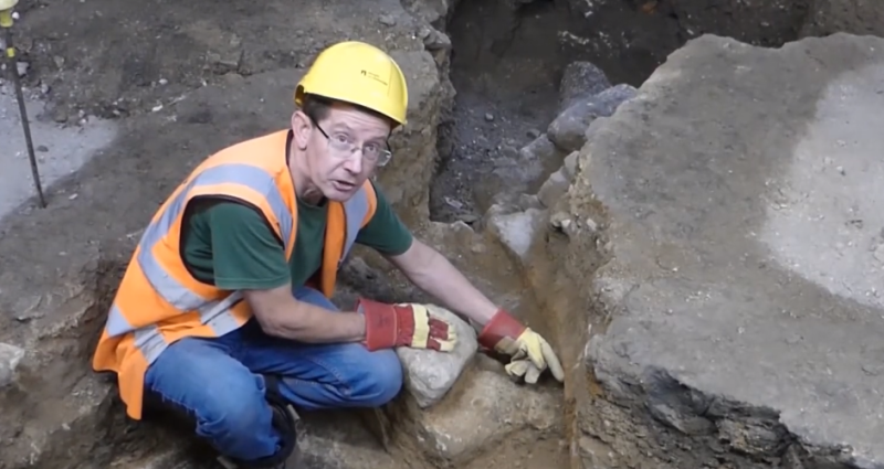 Archeologové objevili v jihoanglickém Bathu pozůstatky anglosaského kláštera