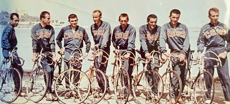 Českoslovenští cyklisté v roce 1964