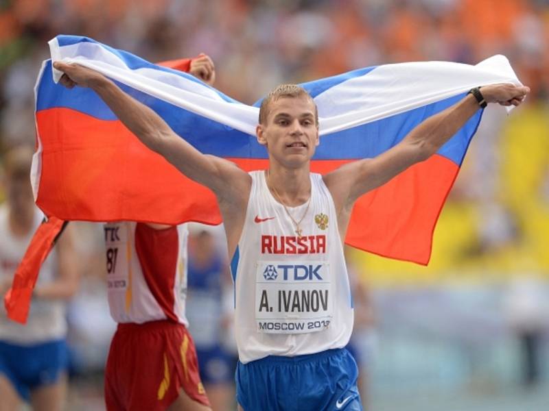 Ruský chodec Alexandr Ivanov potěšil domácí fanoušky, na MS v Moskvě vybojoval zlato na 20 km.