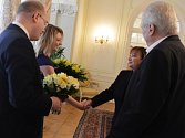 Premiér Bohuslav Sobotka s manželkou Olgou přijeli do Lán na tradiční novoroční oběd.