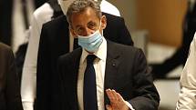 Bývalý francouzský prezident Nicolas Sarkozy u soudu v Paříži 1. března 2021