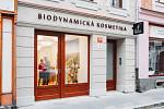Ke konci roku 2021 otevřela rodina Hoffmannova v Českých Budějovicích kosmetický salon