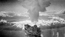 Výbuch atomové bomby v Nagasaki 9. srpna 1945