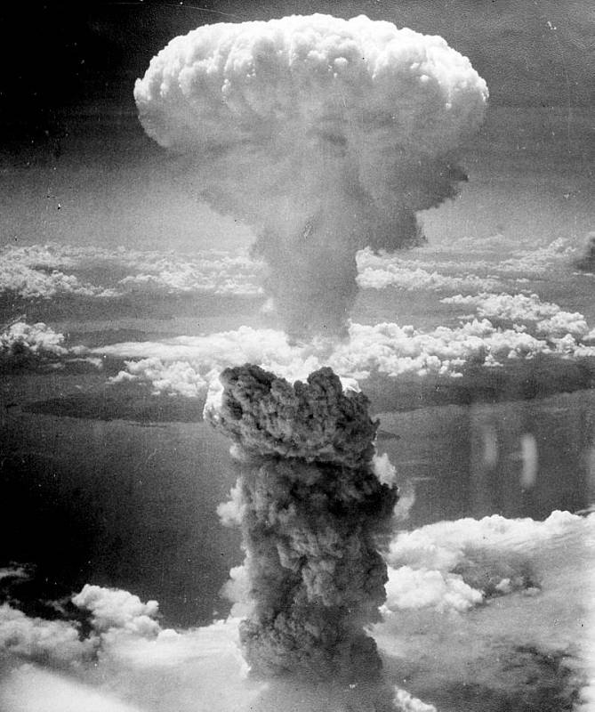 Výbuch atomové bomby v Nagasaki 9. srpna 1945