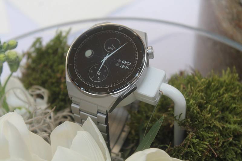 GT 3 Pro jsou nejvýkonnější chytré hodinky společnosti Huawei, čemuž odpovídá jak luxusní zpracování, tak cena