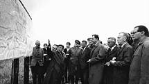 Dne 8. září 1967 byla výstavba dálnice v Československu obnovena