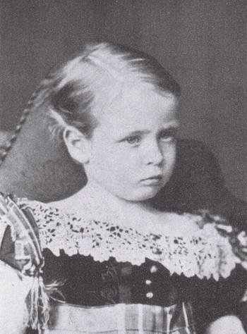 Nejoblíbenějším dítětem princezny Alice byl syn Fridrich. Jako dvouletý zemřel po pádu z okna. Alice se z jeho smrti nikdy nevzpamatovala.