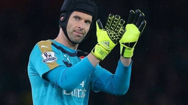 Petr Čech byl hrdinou zápasu mezi Arsenalem a Liverpoolem