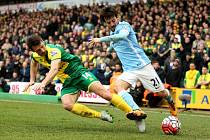 Norwich - Manchester City: David Silva a jeho snaha o průnik