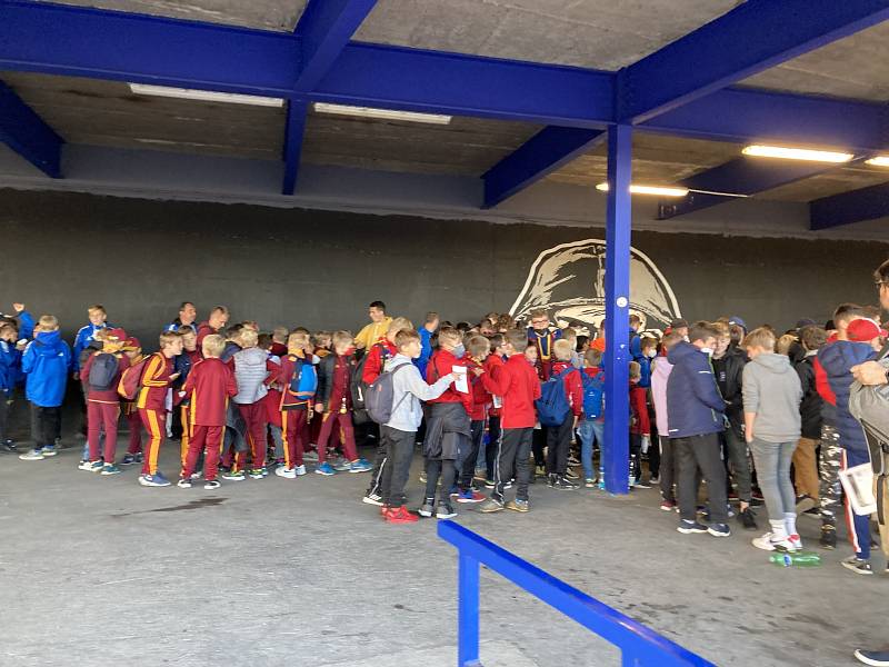 Děti před utkáním Sparta - Rangers