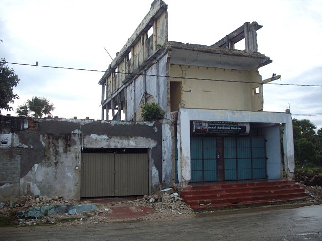 Srílanskou občanskou válku připomínají v Jaffně dodnes opuštěné trosky některých budov