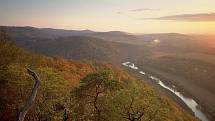 Přírodní unikát. Křivoklátsko patří k ojedinělým územím v Česku i v Evropě. Listnaté a smíšené lesy a údolí Berounky s mnoha přítoky by měly být základem pátého národního parku v Česku.
