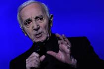 Francouzský šansoniér Charles Aznavour