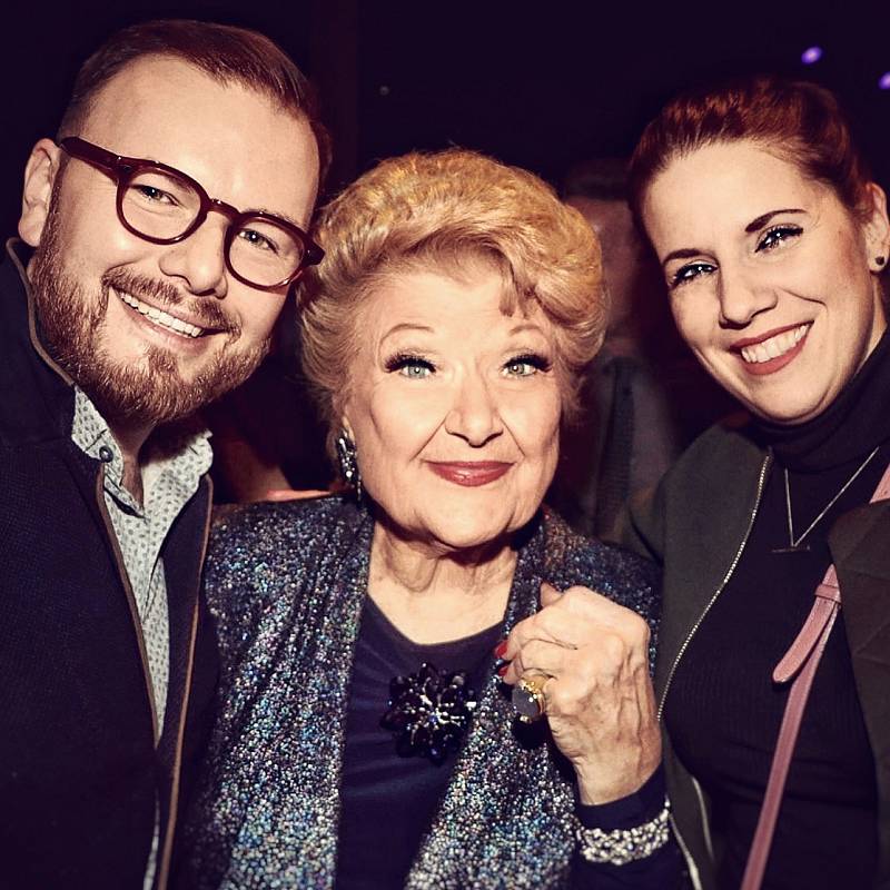 Jan Smigmator, Marilyn Maye, Kateřina Smigmator