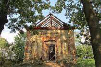 Obnova kaple svatého Josefa v zaniklé sudetské osadě Annín na Jesenicku