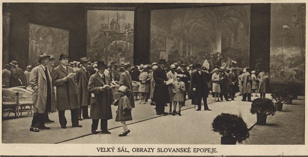 Ve Velké Dvoraně Veletržního paláce v Praze byl v roce 1928 poprvé vystaven monumentální cyklus malíře Alfonse Muchy Slovanská epopej, dokončený o dva roky dříve