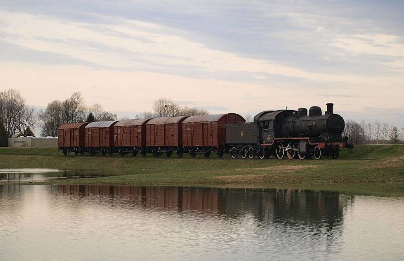 "Vlak smrti", který transportoval lidi do tábora Jasenovac. Dnes tvoří jeden z exponátů zdejšího památníku