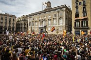 Katalánští separatisté si připomínají rok od referenda