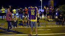 Protesty fanoušků proti vedení poté, co Lionel Messi ohlásil, že chce odejít z Barcelony.