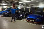 Nejsledovanější britský automobilový youtuber Shmee150 se chlubí slušnou sbírkou vlastních aut.