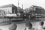 Ponorka U-123 ve francouzském přístavu Lorient v únoru 1942