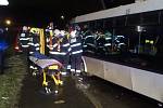 Nehoda autobusu v Horních Počernicích