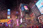 Oslavy příchodu nového roku na newyorském Times Square