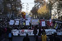 Demonstrace v Paříži na protest proti návrhu zákona o globální bezpečnosti
