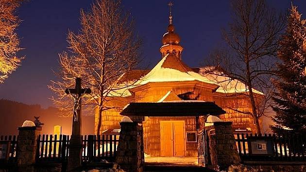 Kostel Panny Marie Sněžné  ve Velkých Karlovicích na Valašsku