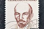 V.I. Lenin na známkách chybět nemohl
