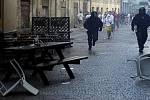 Srbští fanoušci CZ Belěhrad se poprali s policisty na pražském Můstku 20. srpna před zápasem se Slavií Praha.