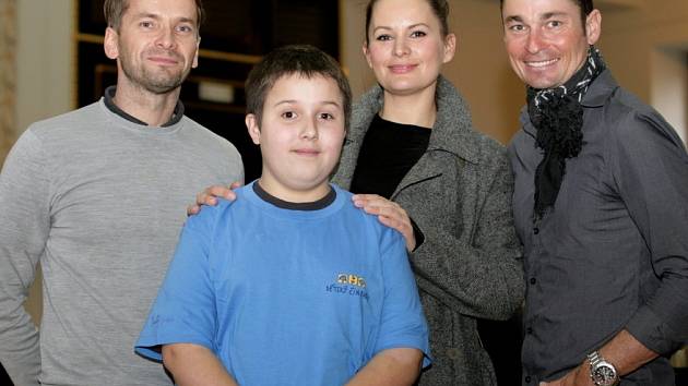 Slavnostní vyhlášení celorepublikového projektu Dětský čin roku 2012 na Staroměstské radnici. V kategorii Záchrana lidského života byl oceněn Patryk Szymczak (13 let) z Kolína a jeho patronem byl herec Jan Révai. 