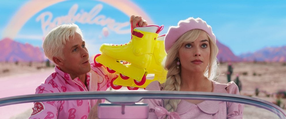 Ryan Gosling a Margot Robbie se vydávají za hranice Barbielandu