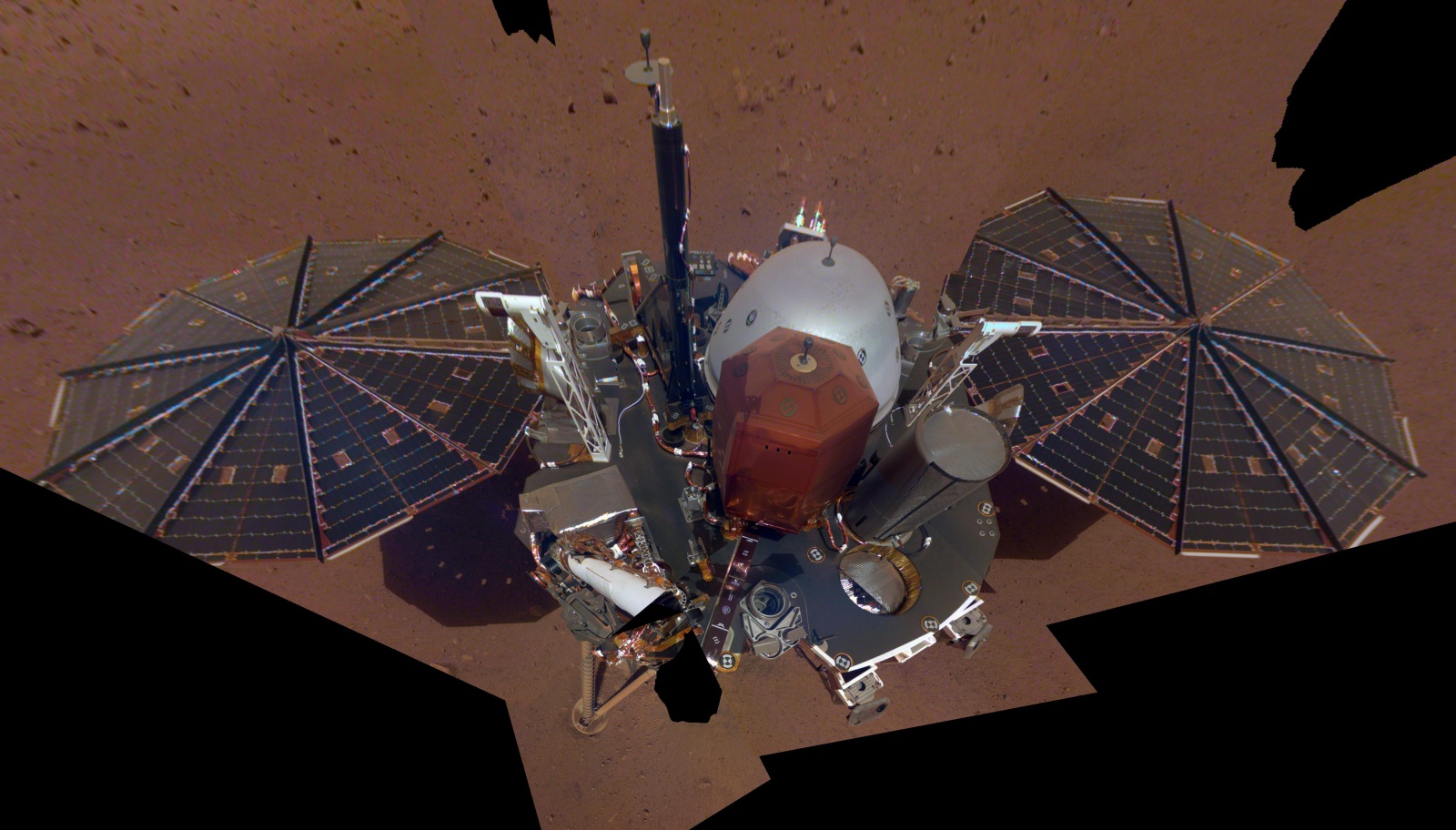 Americká sonda InSight poslala z Marsu svou první selfie - Deník.cz