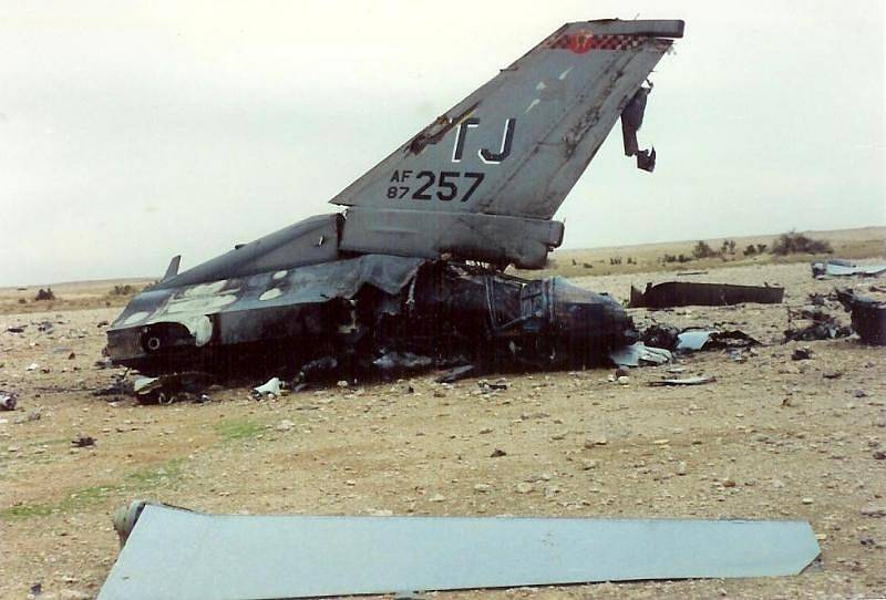 Sestřelená F-16C