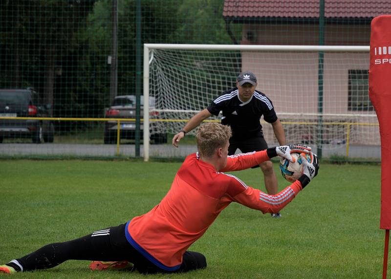 Z fotbalového tréninku v klubu SK Petřín Plzeň.