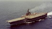 Letadlová loď amerického námořnictva USS Forrestal