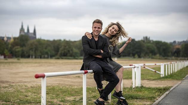 Jan Onder a Natálie Otáhalová, známí díky televizní show StarDance, spolu tančí nejen na parketu, ale už i životem.