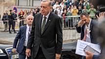 Příjezd státníků na první jednání širšího formátu evropských zemí, Evropského politického společenství, 6. října 2022, Pražský hrad, Praha. Turecký prezident Recep Tayyip Erdogan.