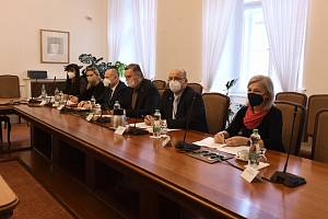 Schůze sněmovního mandátového a imunitního výboru 18. ledna 2022 v Praze