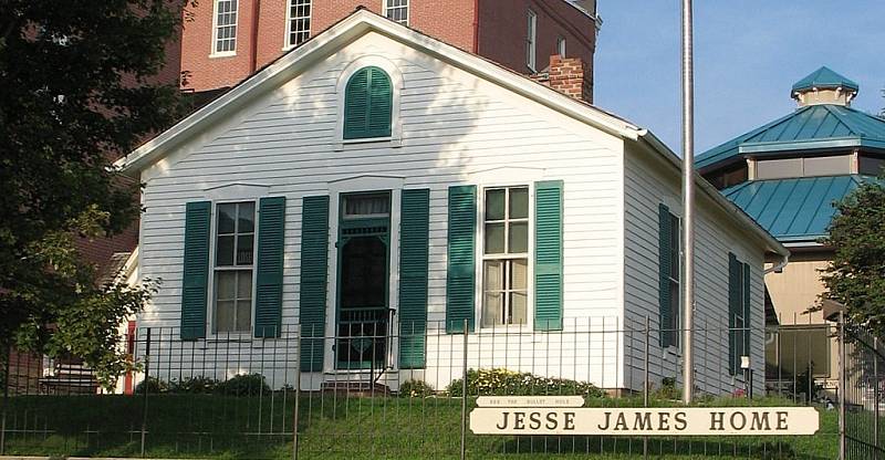 Dům, ve kterém bydlel a byl zavražděn legendární bandita Jesse James. Budova se nachází ve městě St. Joseph.