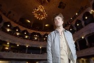 Britský herec Robert Pattinson uvedl 7. července 2018 v karlovarském městském divadle snímek Rover v rámci programu mezinárodního filmového festivalu v Karlových Varech.