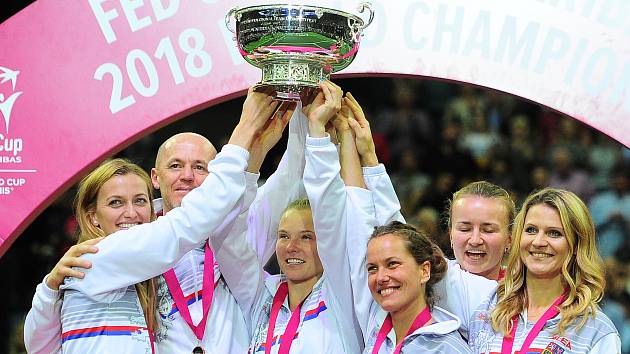 V roce 2018 slavily české tenistky triumf doma v Praze. Z vítězného týmu má kapitán Petr Pála letos k dispozici jen Kateřinu Siniakovou a Barboru Krejčíkovou.