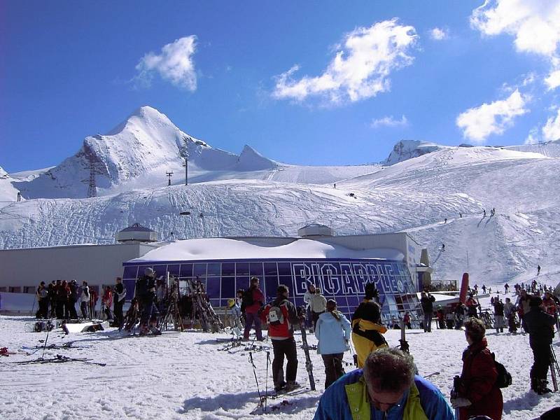 Ledovec Kitzsteinhorn, který se stal před 20 lety dějištěm katastrofy