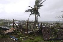 Následky cyklonu Pam na Vanuatu.