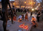 U památníku obětem komunismu uspořádala vzpomínkové setkání Konfederace politických vězňů 