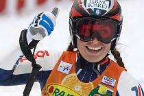 Úvodní super-G sezony vyhrála v kanadském Lake Louise Italka Nadia Fanchiniová.